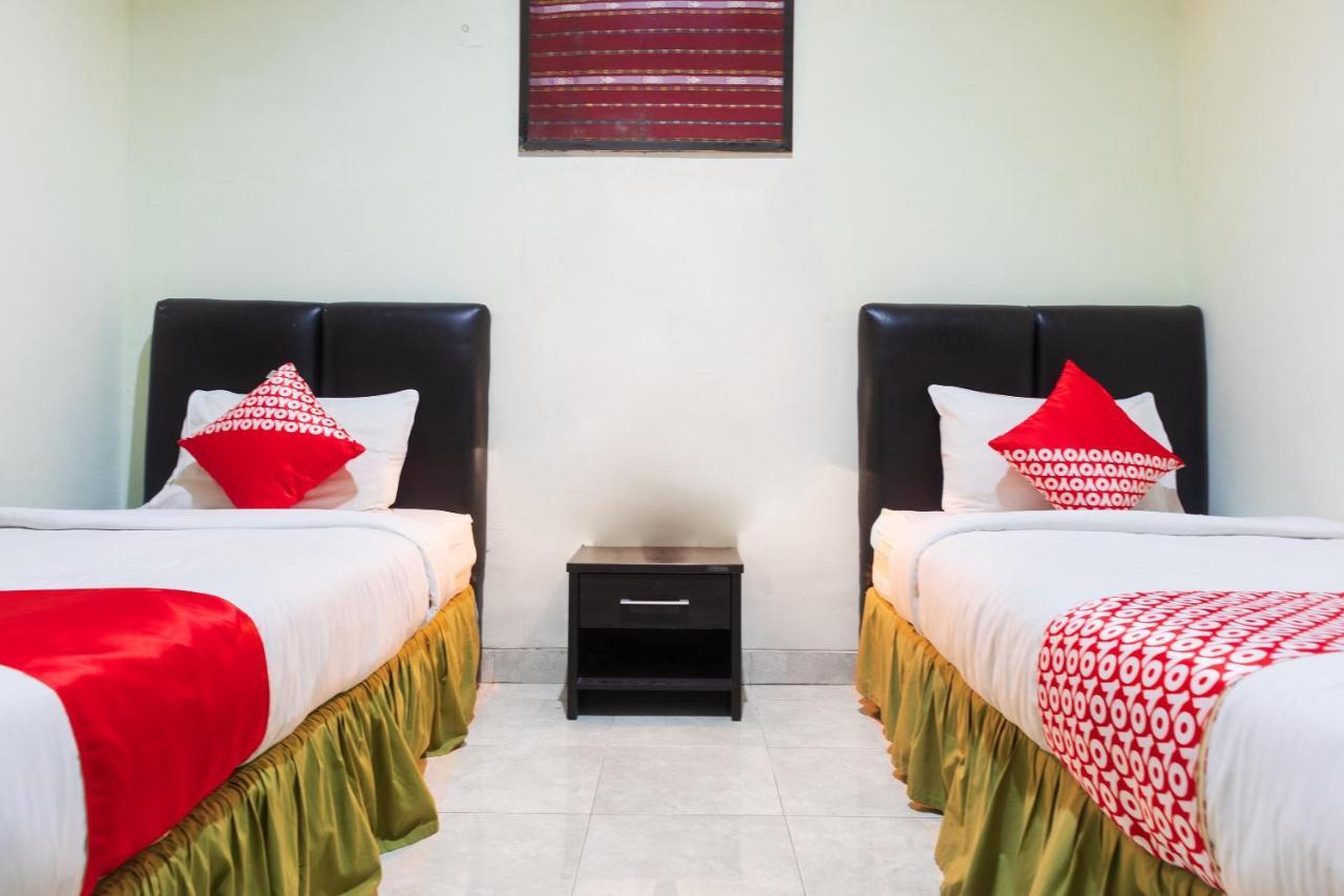 קופנג Super Oyo 1682 Greenia Hotel מראה חיצוני תמונה