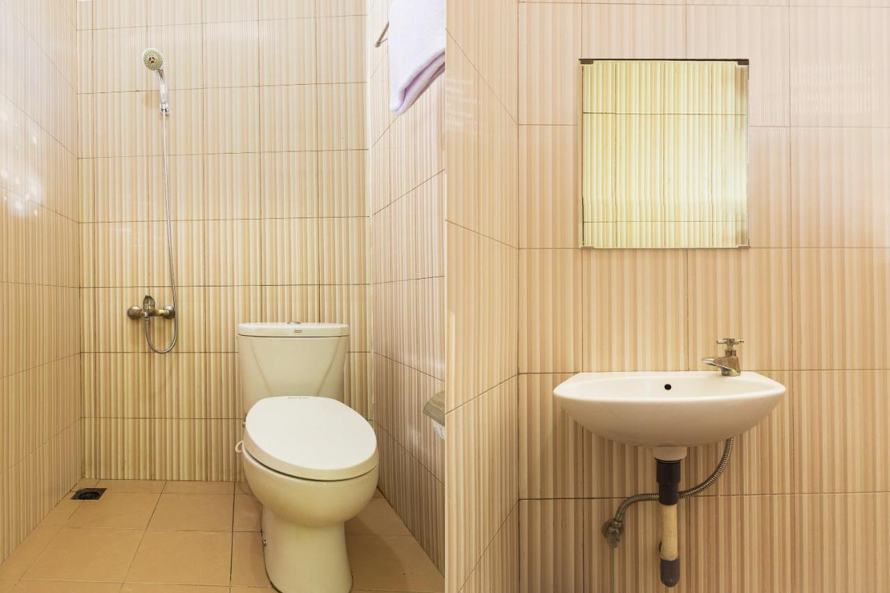קופנג Super Oyo 1682 Greenia Hotel מראה חיצוני תמונה