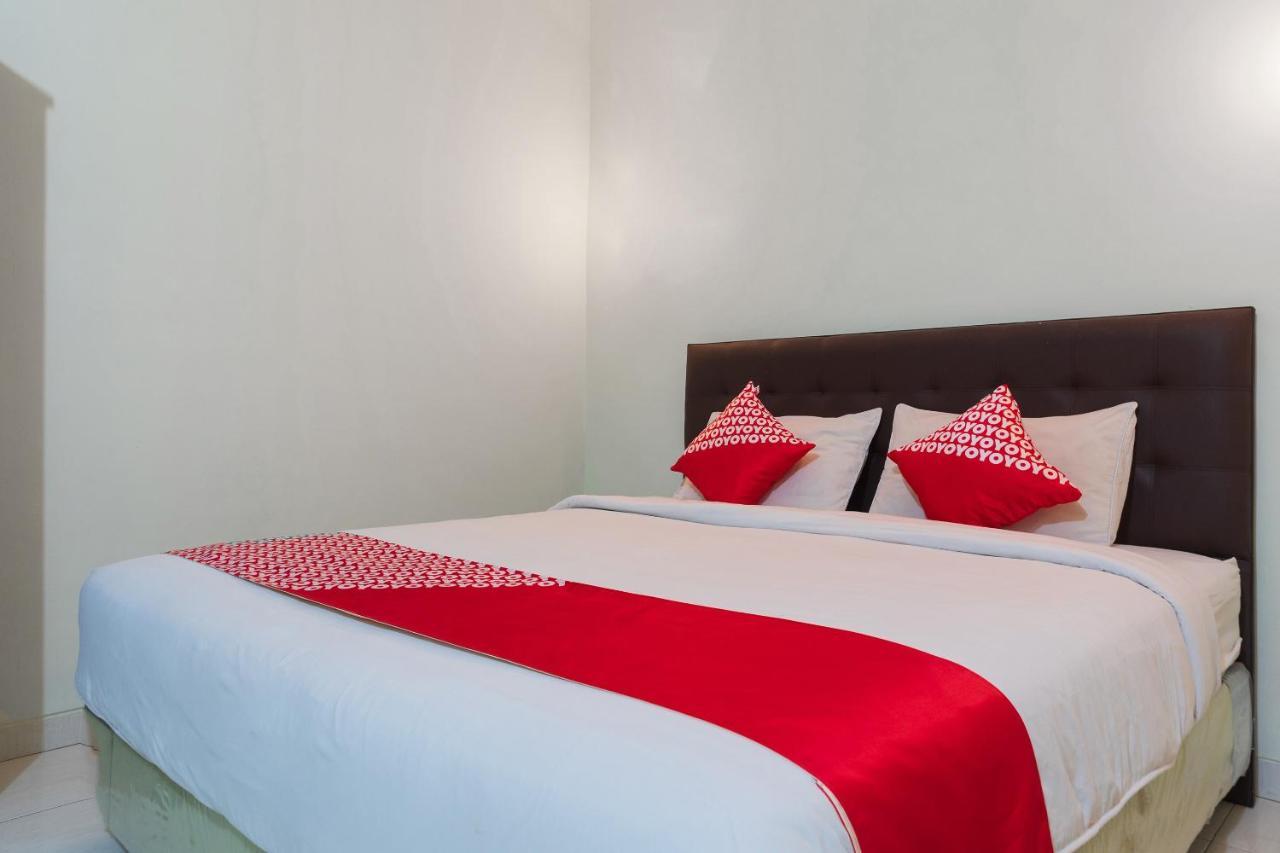 קופנג Super Oyo 1682 Greenia Hotel מראה חיצוני תמונה