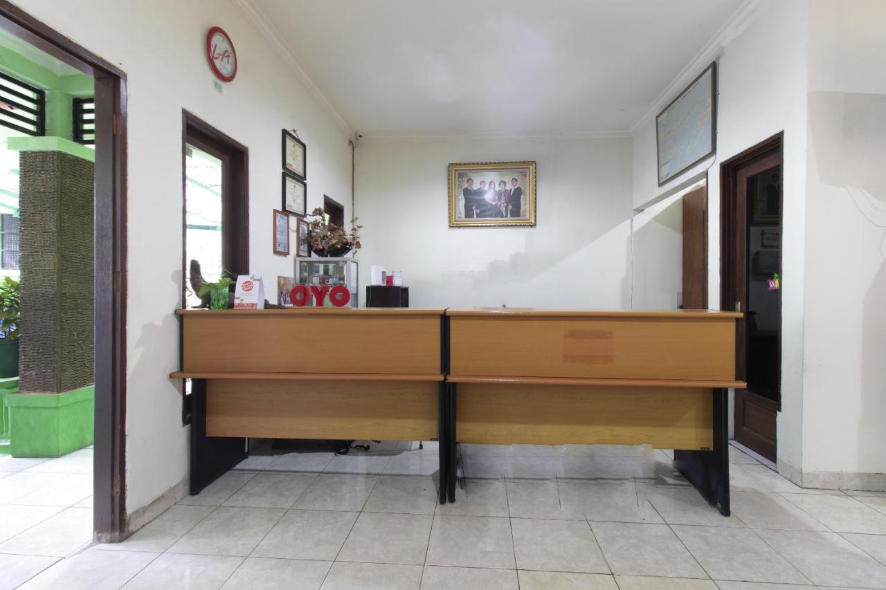 קופנג Super Oyo 1682 Greenia Hotel מראה חיצוני תמונה